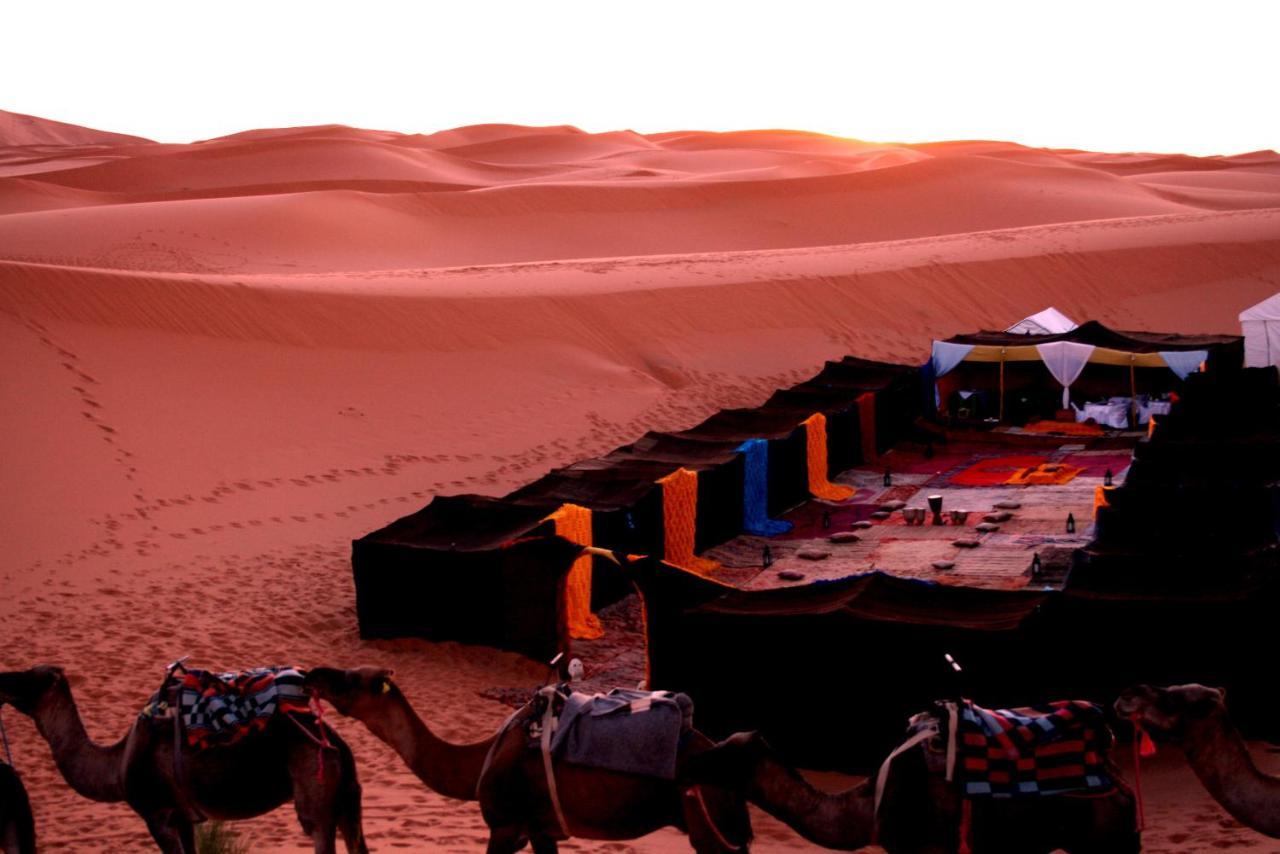 Palmeras Y Dunas Luxery Camp Merzouga Eksteriør billede
